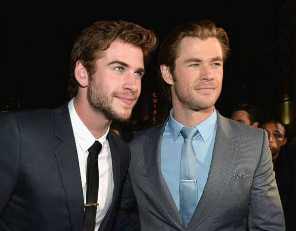 Chris and Liam Hemsworth, Tom Hiddleston at 'Thor 2' premiere (Photos ...