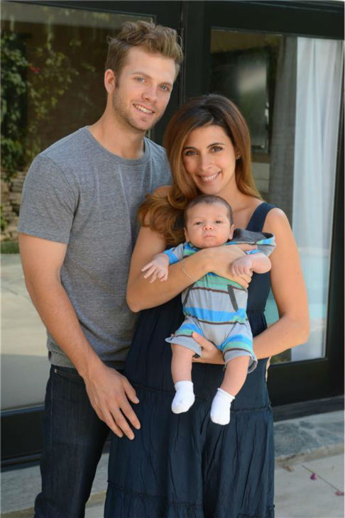 Jamie-Lynn Sigler with her husband and their first son Beau