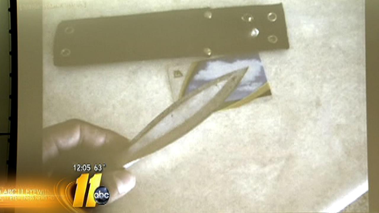 Detective testifies about knife in abaroa case abc11